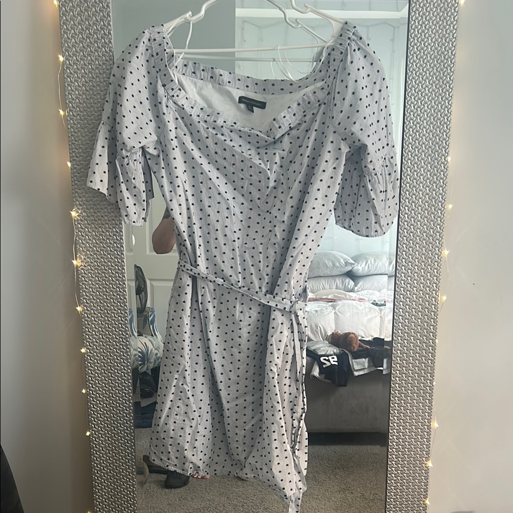 Banana Republic White and Gray Midi Sundress with Flutter Sleeves